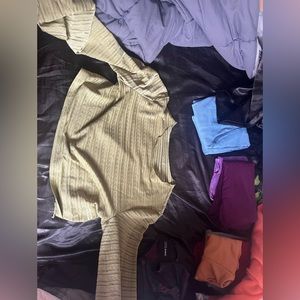 Longs sleeve green crop top